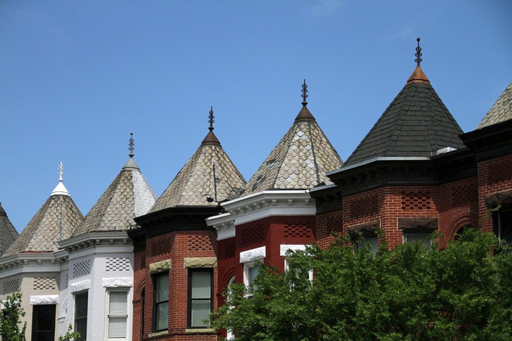 roofs-1512508_1280